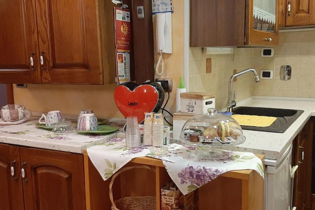 Residenza Nel Borgo Romano メンターナ エクステリア 写真